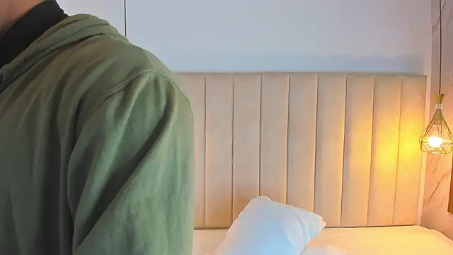 AkazaBoy  online show from November 2025 03:50:02 AM