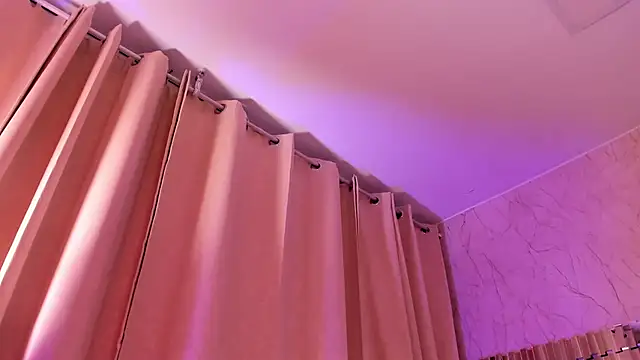 AkazaBoy  online show from January 2026 04:50:02 AM