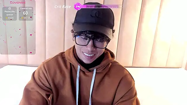 AkazaBoy  online show from November 2025 04:23:01 AM