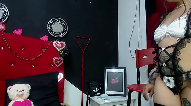 Snapshot of ScarletFoxXXX chatting on February 2025 08:36:01 PM ScarletFoxXXX online show from February 2025 08:36:01 PM