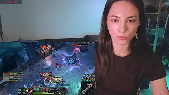 Snapshot of Space_X_Roxy_ chatting on March 2025 08:11:01 PM Space X Roxy online show from March 2025 08:11:01 PM