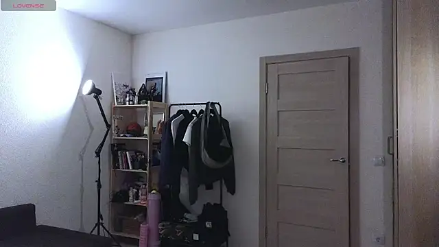 Snapshot of Space_X_Roxy_ chatting on October 2025 06:42:02 PM Space X Roxy online show from October 2025 06:42:02 PM