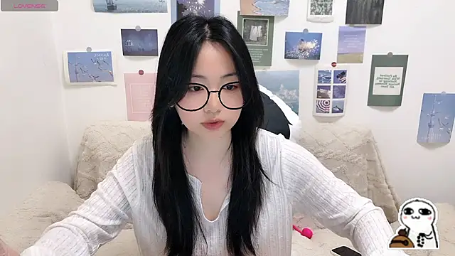 LiLiYbaby online show from February 2026 06:02:01 AM