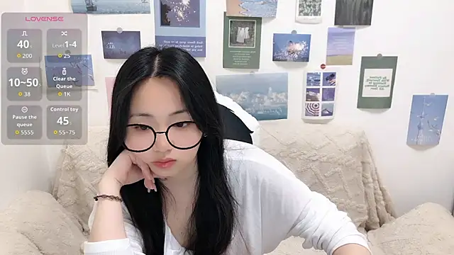 LiLiYbaby online show from March 2026 06:20:01 AM