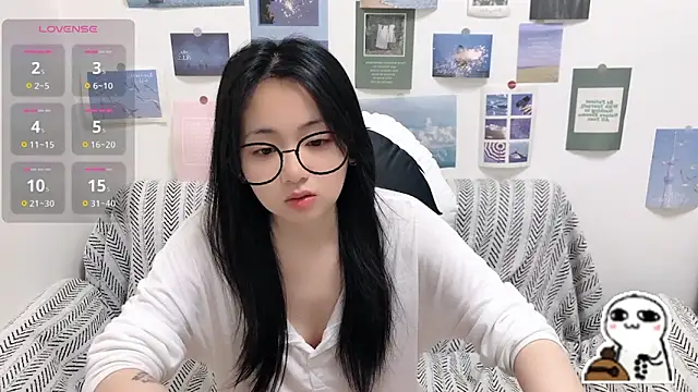 LiLiYbaby online show from April 2026 06:42:01 AM