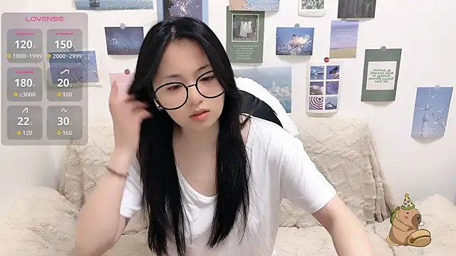 LiLiYbaby online show from March 2026 06:28:01 AM