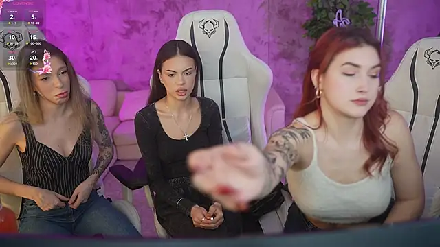 Magnetic Mia  online show from February 2025 11:53:02 AM