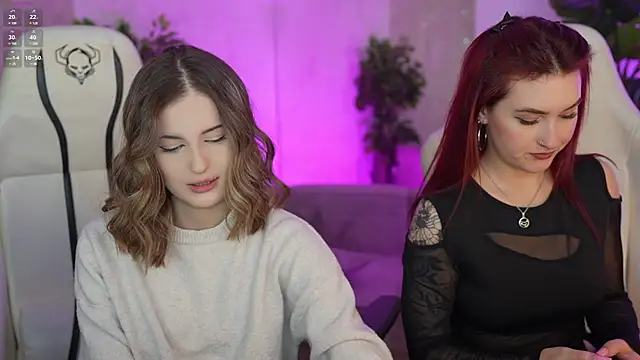 Magnetic Mia  online show from March 2025 08:09:02 PM