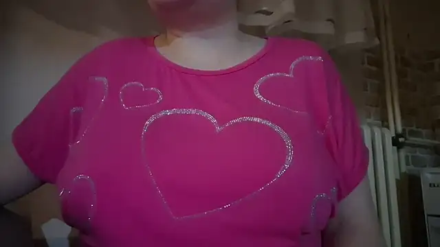 Snapshot of AalinnaK chatting on November 2025 03:57:02 PM AalinnaK online show from November 2025 03:57:02 PM