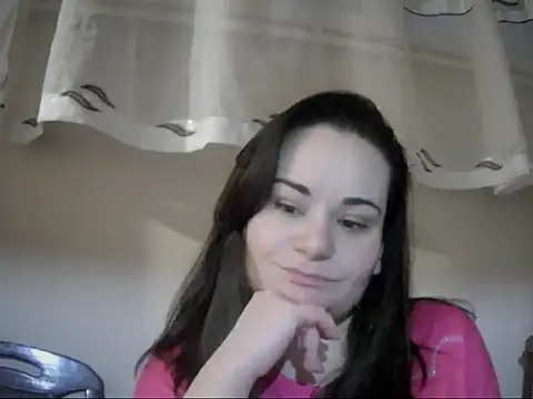 AalinnaK online show from February 2026 03:52:01 PM
