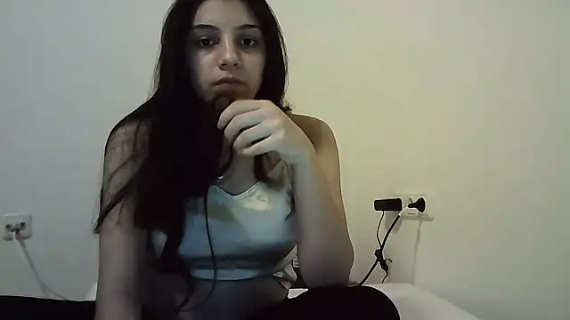 Snapshot of Ahotkittyxxx chatting on November 2025 07:40:02 PM Ahotkittyxxx online show from November 2025 07:40:02 PM