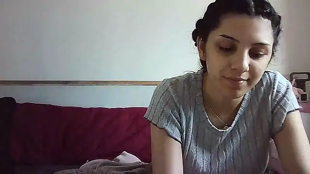 Ahotkittyxxx online show from February 2026 12:49:01 PM