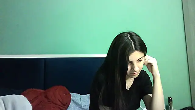 Snapshot of Ahotkittyxxx chatting on January 2025 04:04:01 PM Ahotkittyxxx online show from January 2025 04:04:01 PM