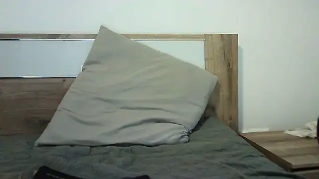 Snapshot of Ahotkittyxxx chatting on November 2025 03:49:02 PM Ahotkittyxxx online show from November 2025 03:49:02 PM