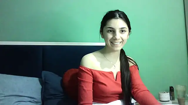 Snapshot of Ahotkittyxxx chatting on January 2025 04:25:01 PM Ahotkittyxxx online show from January 2025 04:25:01 PM