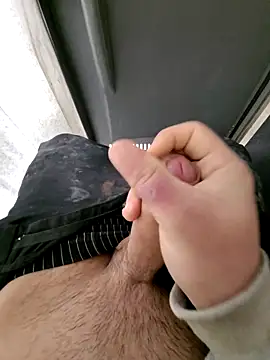 omarito100 online show from December 2025 09:24:02 AM