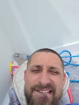 omarito100 online show from June 2026 10:48:01 AM