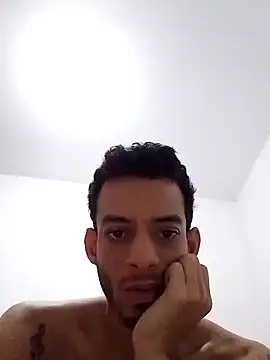 Snapshot of alvaroenriqe23 chatting on October 2025 06:43:01 PM alvaroenriqe23 online show from October 2025 06:43:01 PM