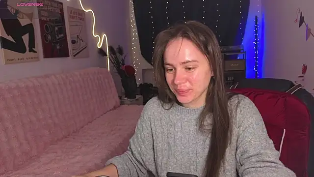 Emillias online show from February 2026 08:00:02 AM