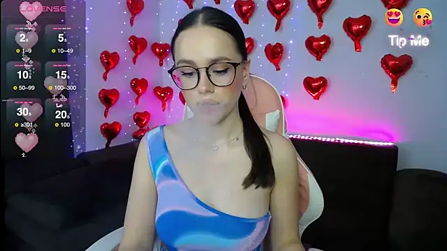 Snapshot of Emillias chatting on March 2025 05:31:01 PM Emillias online show from March 2025 05:31:01 PM
