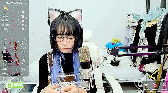 RassieRaph online show from February 2025 05:21:01 PM