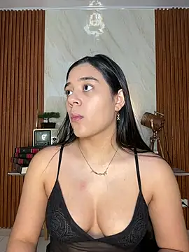 floriamANDjazmin online show from July 2026 03:02:01 AM