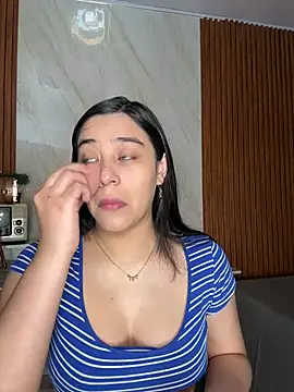 floriamANDjazmin online show from July 2026 03:11:01 AM