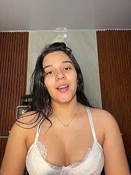 floriamANDjazmin online show from July 2026 03:04:01 AM