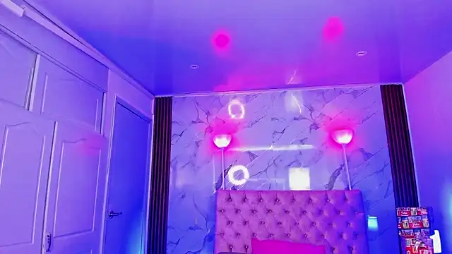 AuroraDiaz online show from December 2025 07:25:02 PM