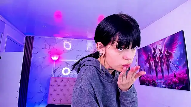 AuroraDiaz online show from December 2025 07:17:01 PM