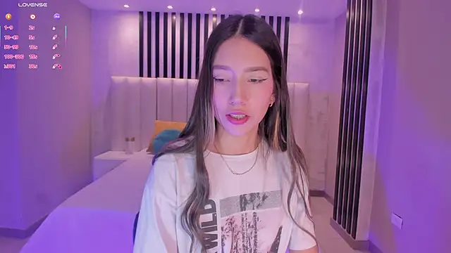 TaraLawrence online show from November 2025 04:57:02 AM