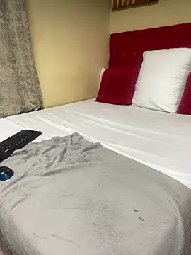 Snapshot of BeautyAuroa chatting on March 2025 09:37:01 PM BeautyAuroa online show from March 2025 09:37:01 PM