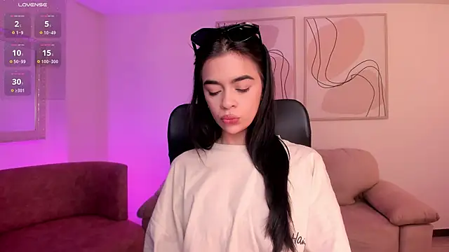 AlanaCraft online show from October 2025 12:15:01 PM