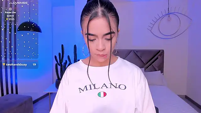 AlanaCraft online show from November 2025 12:33:02 PM