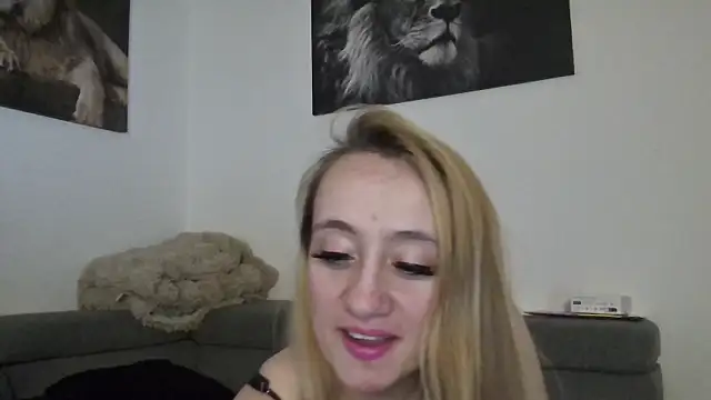 LoveXAddict online show from February 2026 09:38:02 PM