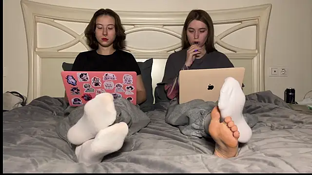 Snapshot of misswishh_ chatting on February 2025 08:56:01 PM misswishh online show from February 2025 08:56:01 PM