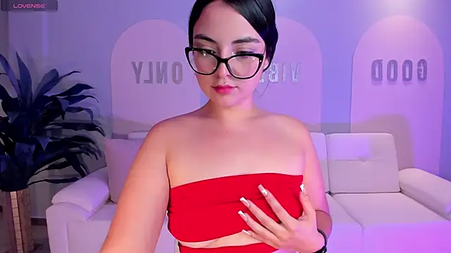 AllisonRogersX online show from March 2025 08:25:01 PM