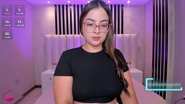 Snapshot of AllisonRogersX chatting on July 2026 12:05:02 PM AllisonRogersX online show from July 2026 12:05:02 PM
