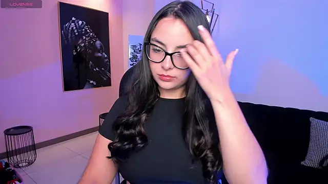 Snapshot of AllisonRogersX chatting on January 2026 02:29:01 AM AllisonRogersX online show from January 2026 02:29:01 AM