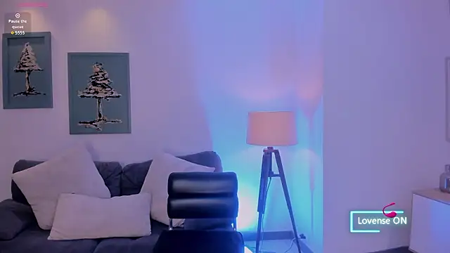 MaddisonLowe online show from February 2026 05:34:02 PM