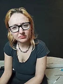Snapshot of Sexy-Milf-Big chatting on December 2024 07:50:02 PM Sexy-Milf-Big online show from December 2024 07:50:02 PM