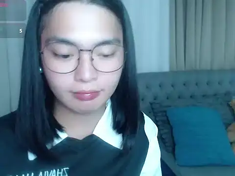 zhaviahale21 online show from June 2026 08:25:02 PM