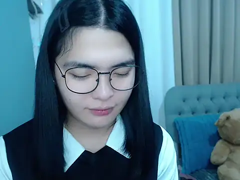 zhaviahale21 online show from October 2025 06:14:01 AM