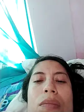 lisseth online show from April 2026 08:43:01 PM