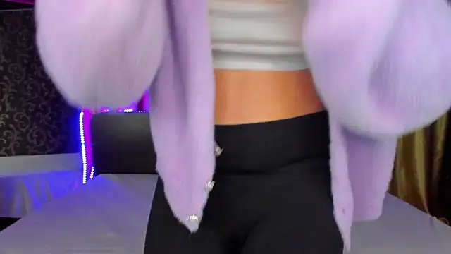  Polly Love  online show from January 2026 07:23:01 AM