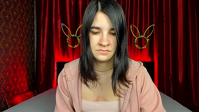  Polly Love  online show from April 2026 05:48:02 AM