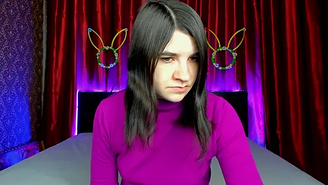  Polly Love  online show from April 2026 06:27:01 AM