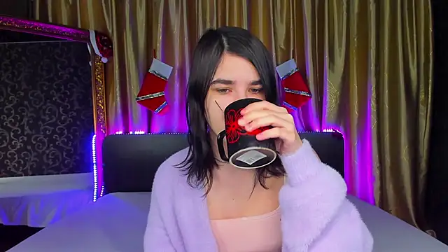  Polly Love  online show from January 2026 07:24:01 AM