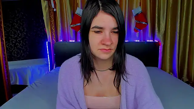  Polly Love  online show from February 2026 07:06:01 AM