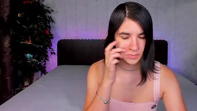  Polly Love  online show from September 2025 06:06:02 AM